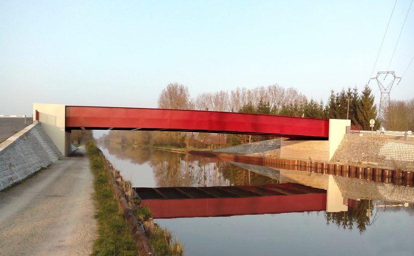 Pont sur le canal- CONDREN (02)